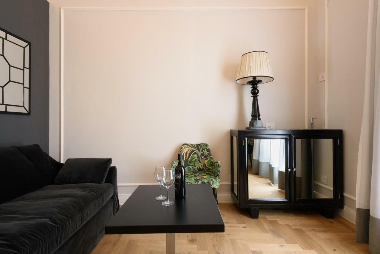 Vivaldi Luxury Suites Florence Exterior photo
