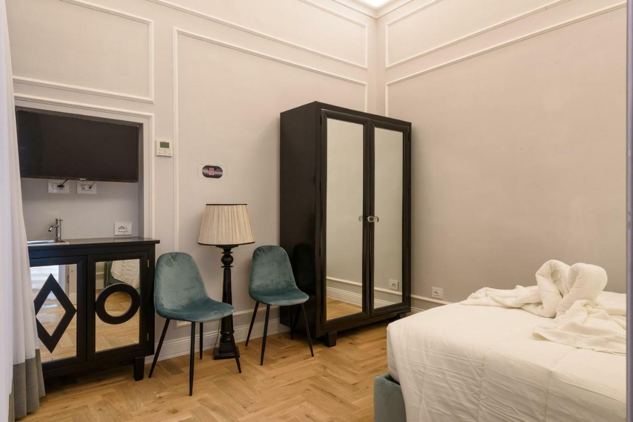Vivaldi Luxury Suites Florence Exterior photo