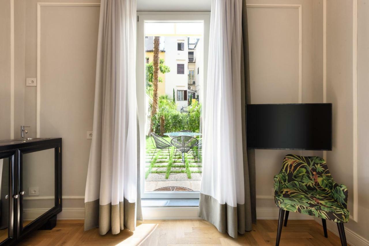 Vivaldi Luxury Suites Florence Exterior photo